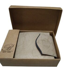BUXTON Taupe Leather Bi-Fold Wallet Snap Flap Closure Neutral Classic NEW In Box